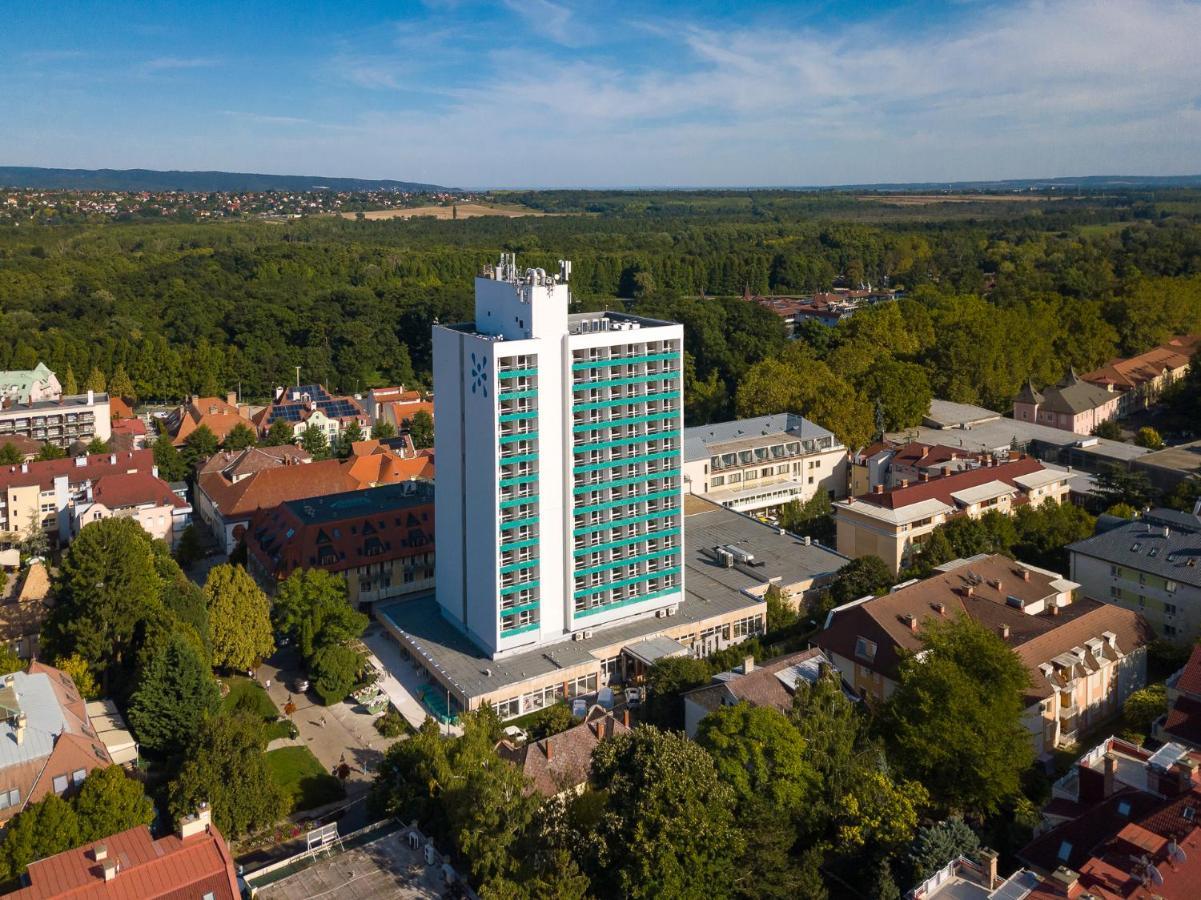 Отель Hunguest Panorama 4*